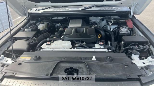 Toyota Land Cruiser 250 2024-10 8874456-7