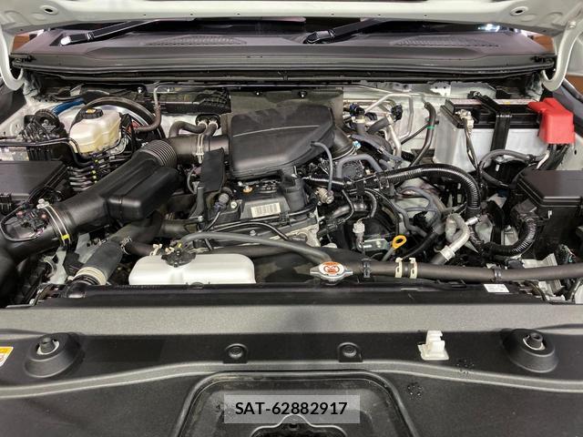 Toyota Land Cruiser 250 2025-09 8874716-17