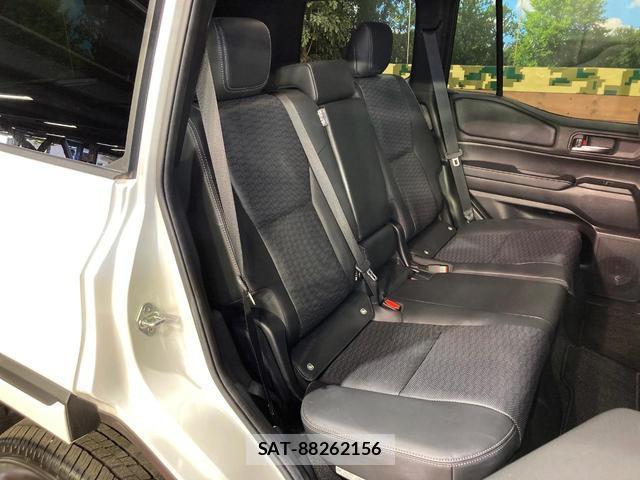 Toyota Land Cruiser 250 2025-04 8874725-8