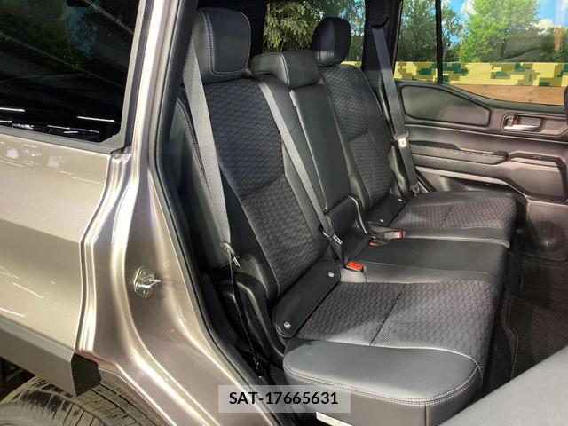 Toyota Land Cruiser 250 2025-09 8874729-8