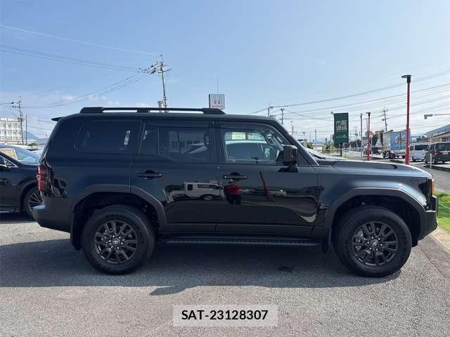 Toyota Land Cruiser 250 2026-09 8875764-4