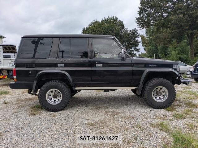 Toyota Land Cruiser 70 1994-05 8872989-11