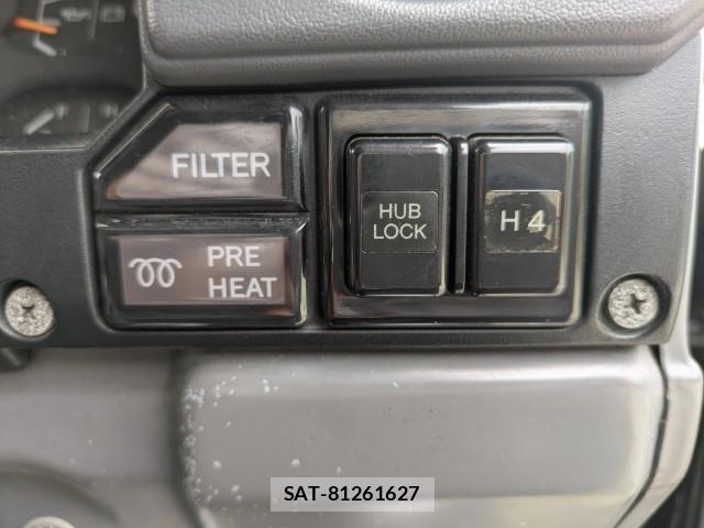 Toyota Land Cruiser 70 1994-05 8872989-16