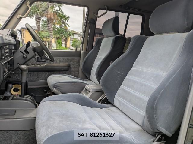 Toyota Land Cruiser 70 1994-05 8872989-4