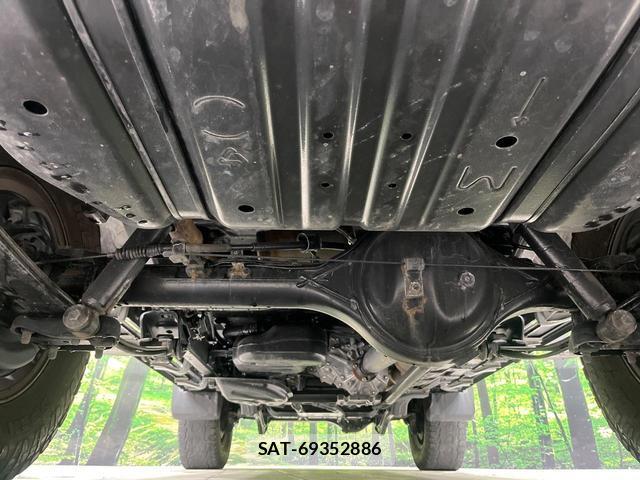 Toyota Land Cruiser 70 2024-03 8873687-18