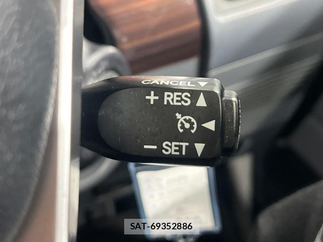 Toyota Land Cruiser 70 2024-03 8873687-6