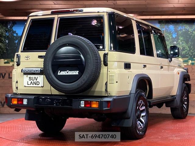 Toyota Land Cruiser 70 2025-04 8874712-16