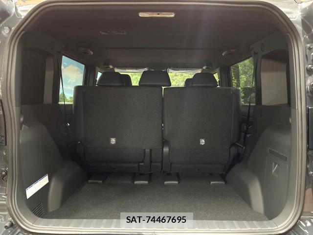 Toyota Land Cruiser FJ 2026-08 8872878-9