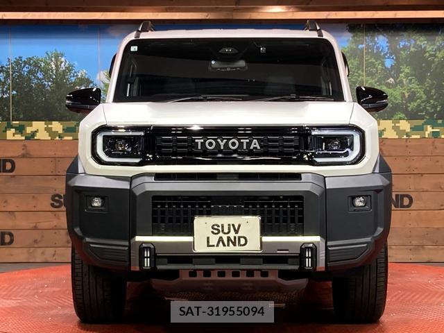 Toyota Land Cruiser FJ 2026-06 8874719-13