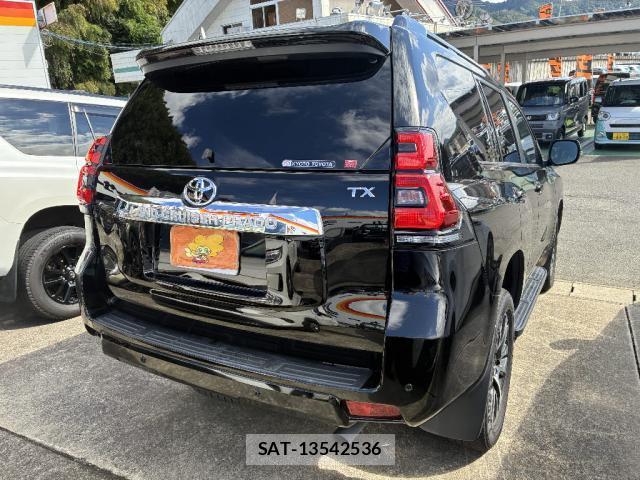 Toyota LAND CRUISER PRADO 2023-09 8873771-1