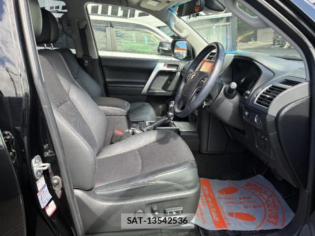 Toyota LAND CRUISER PRADO 2023-09 8873771-3