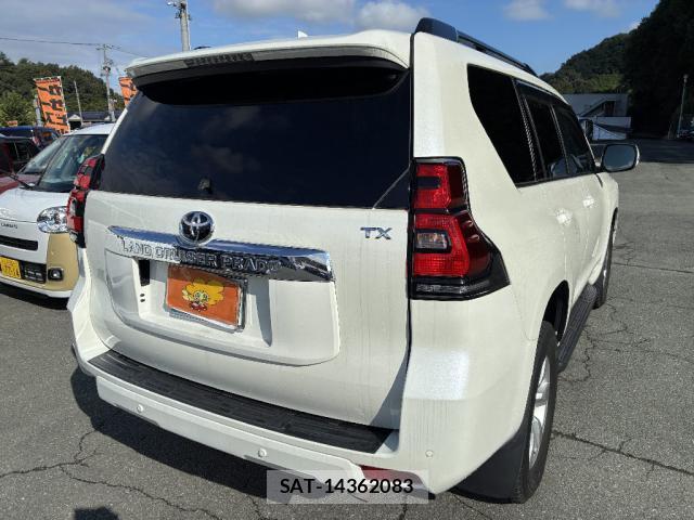 Toyota LAND CRUISER PRADO 2022-12 8873772-1
