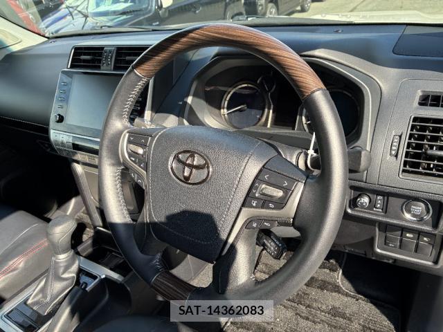 Toyota LAND CRUISER PRADO 2022-12 8873772-7