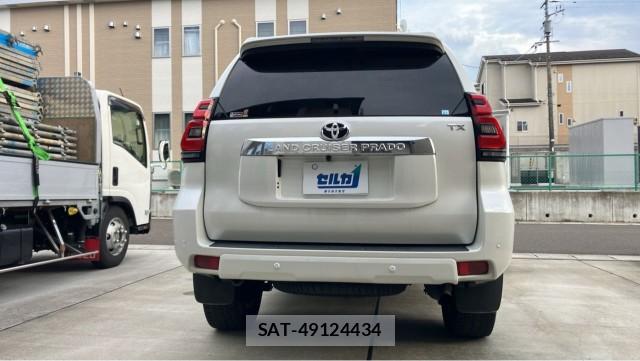 Toyota LAND CRUISER PRADO 2021-10 8874388-1