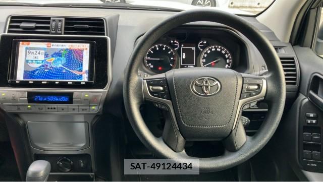 Toyota LAND CRUISER PRADO 2021-10 8874388-16