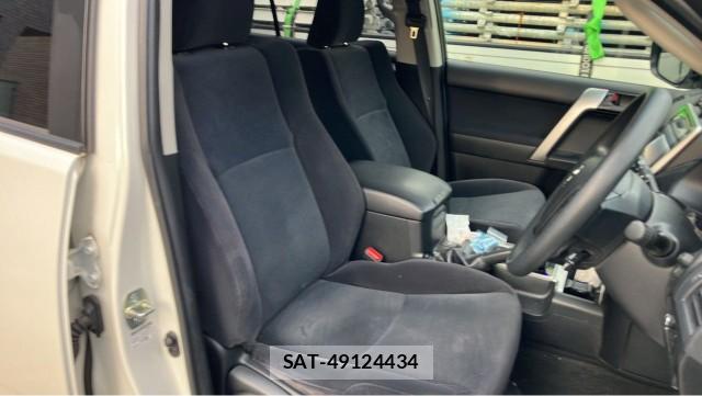 Toyota LAND CRUISER PRADO 2021-10 8874388-5