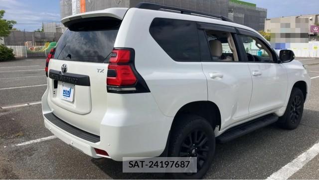 Toyota LAND CRUISER PRADO 2023-06 8874395-12