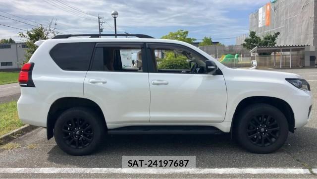 Toyota LAND CRUISER PRADO 2023-06 8874395-3