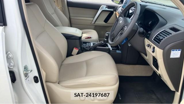 Toyota LAND CRUISER PRADO 2023-06 8874395-5