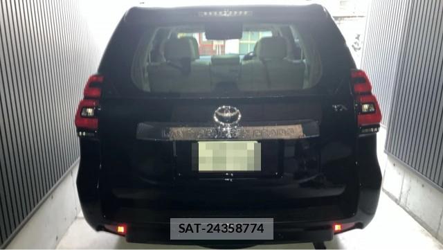 Toyota LAND CRUISER PRADO 2023-01 8874458-1