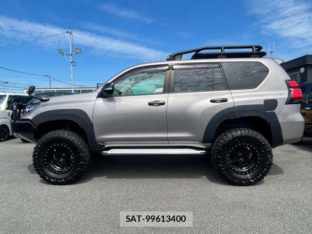 Toyota LAND CRUISER PRADO 2019-07 8875001-10