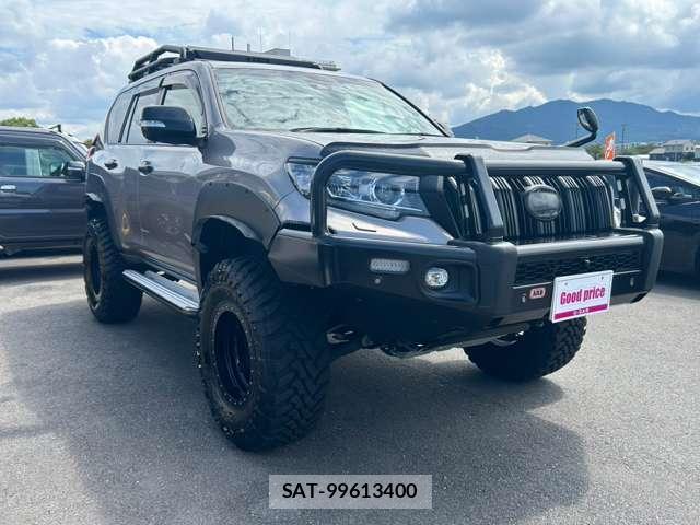 Toyota LAND CRUISER PRADO 2019-07 8875001-2