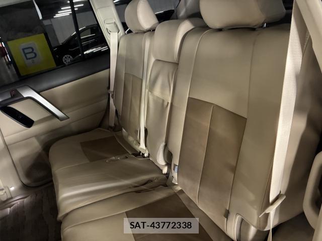 Toyota LAND CRUISER PRADO 2022-08 8875572-12