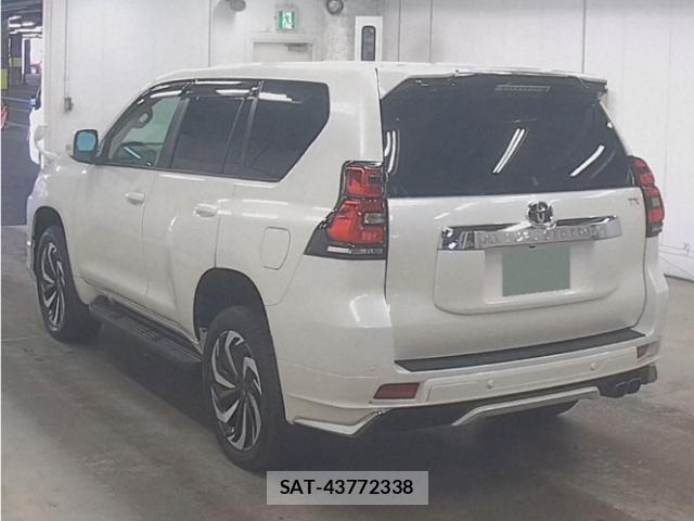 Toyota LAND CRUISER PRADO 2022-08 8875572-4