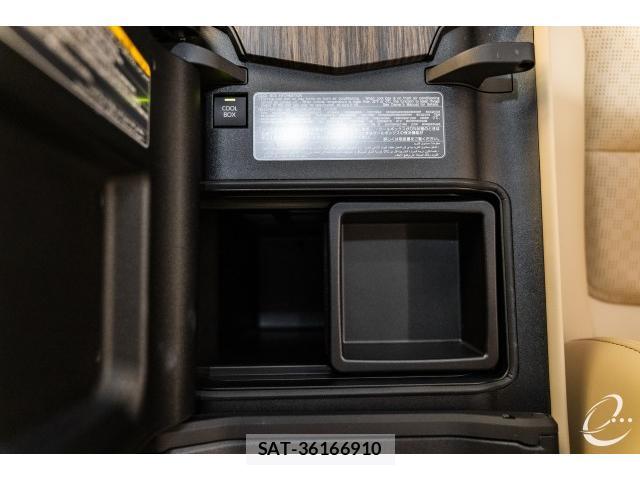 Toyota LAND CRUISER 2023-12 8872803-16