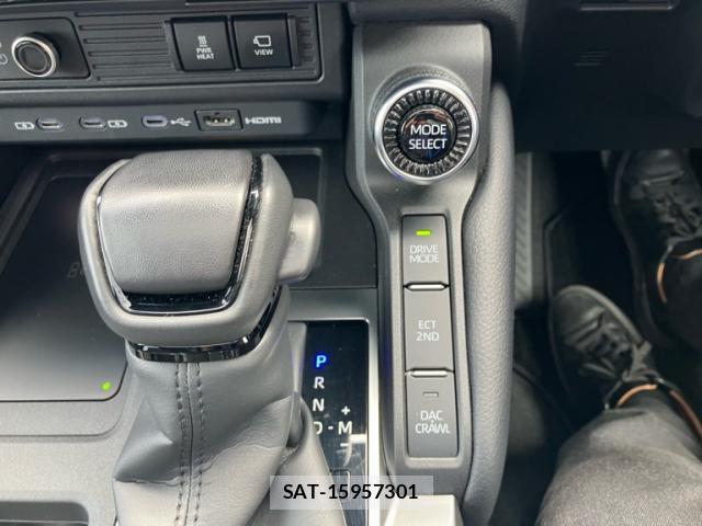 Toyota LAND CRUISER 2024-08 8873464-17