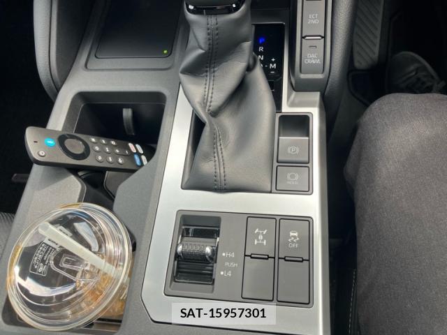 Toyota LAND CRUISER 2024-08 8873464-18