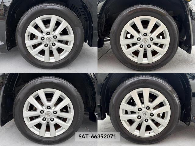 Toyota LAND CRUISER 2013-05 8874355-18