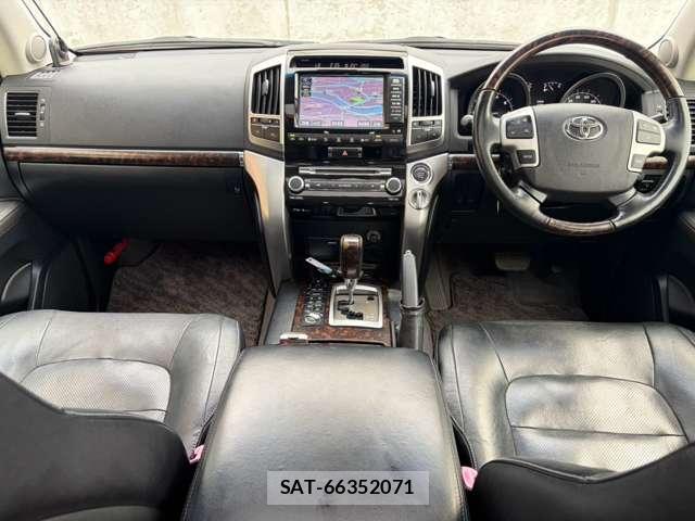 Toyota LAND CRUISER 2013-05 8874355-4