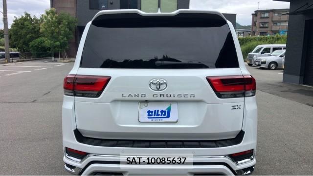 Toyota LAND CRUISER 2023-10 8874485-1