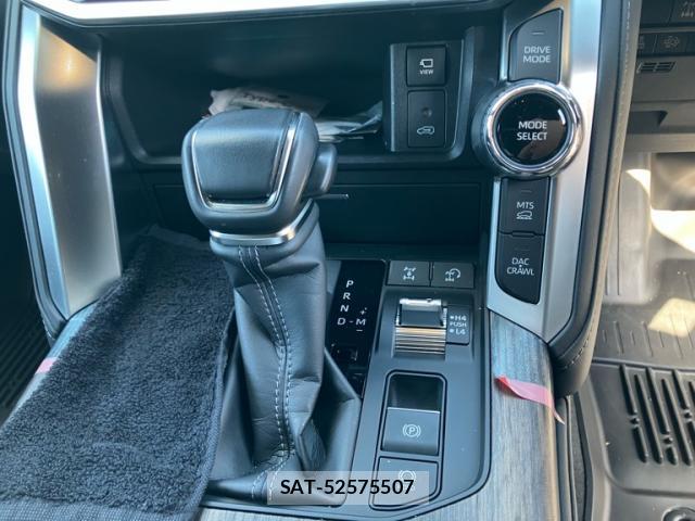 Toyota LAND CRUISER 2025-09 8874950-16
