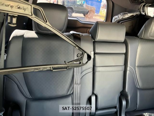 Toyota LAND CRUISER 2025-09 8874950-9