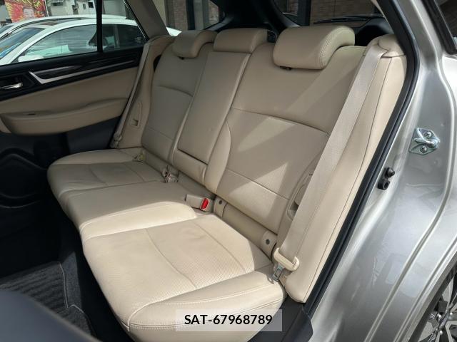 Subaru LEGACY 2016-03 8875385-15