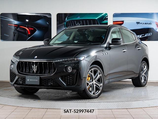 Maserati LEVANTE 2022-01 8874277-0