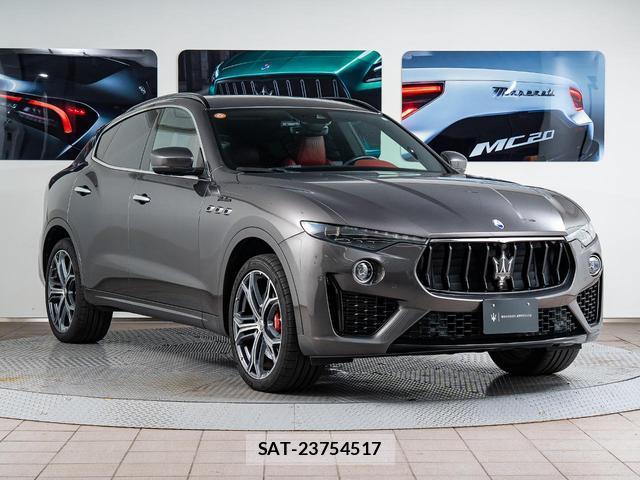 Maserati LEVANTE 2021-12 8874278-14