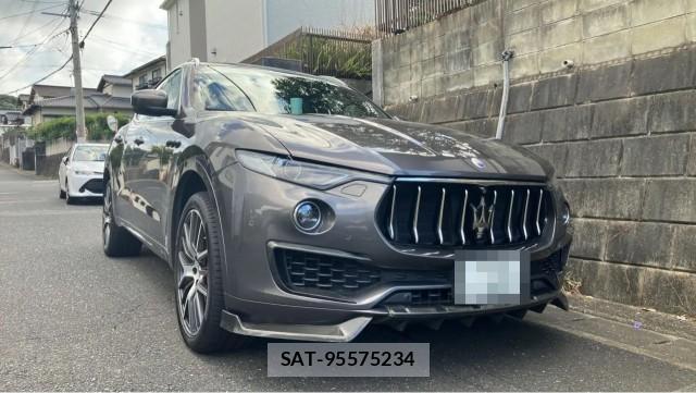 Maserati LEVANTE 2016-11 8874412-11