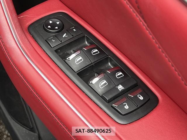 Maserati LEVANTE 2019-03 8874703-14