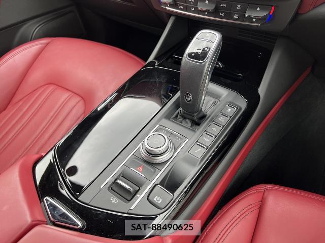 Maserati LEVANTE 2019-03 8874703-19