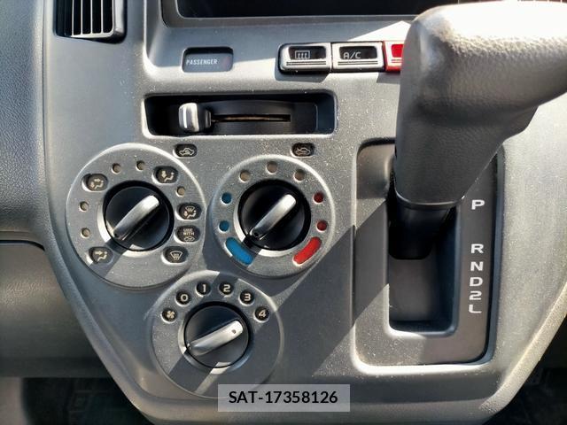 Toyota LITEACE VAN 2012-03 8874209-16