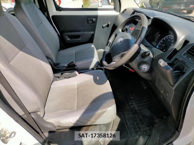 Toyota LITEACE VAN 2012-03 8874209-19