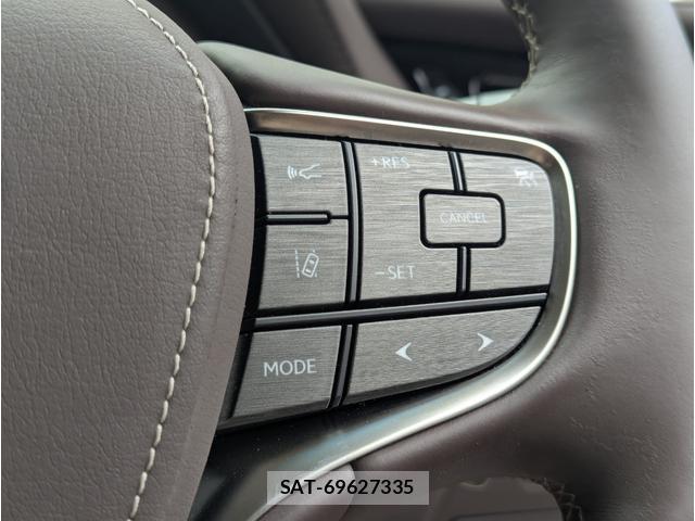 Lexus LS 2019-12 8872771-5