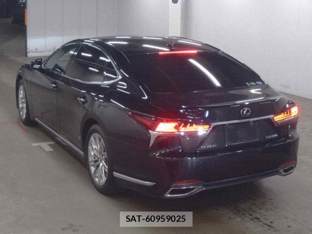 Lexus LS 2019-10 8875378-1
