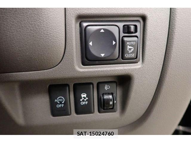 Nissan MARCH 2017-11 8875508-16