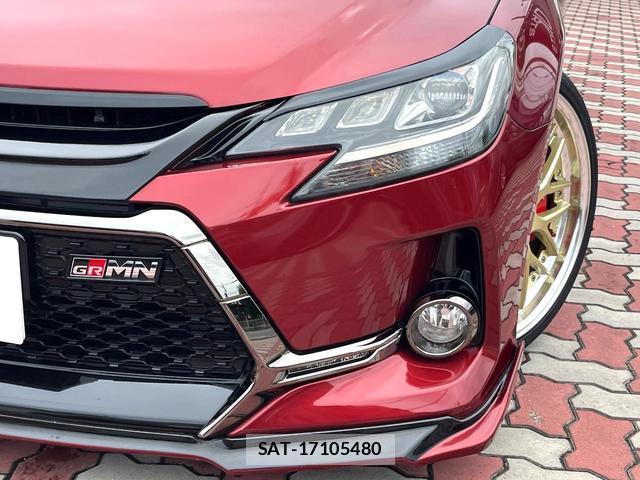 Toyota MARK X 2015-10 8873278-11