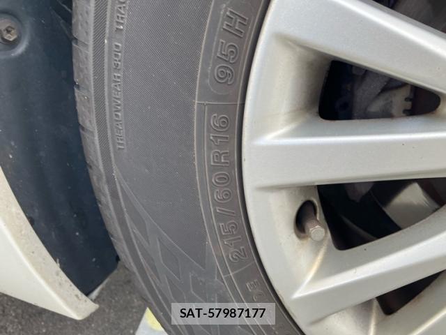 Toyota MARK X 2014-02 8873549-10