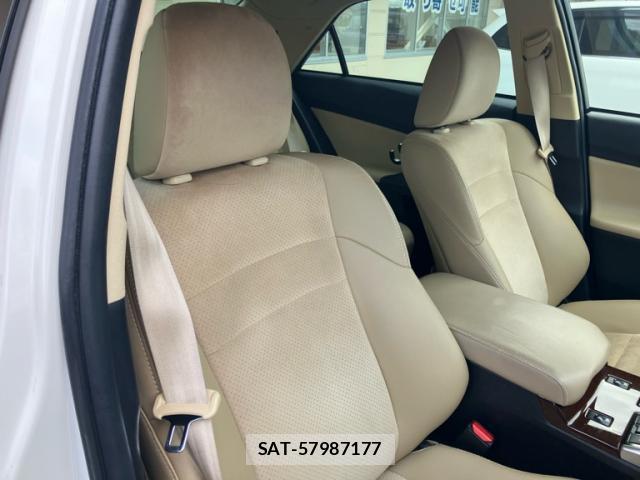 Toyota MARK X 2014-02 8873549-11